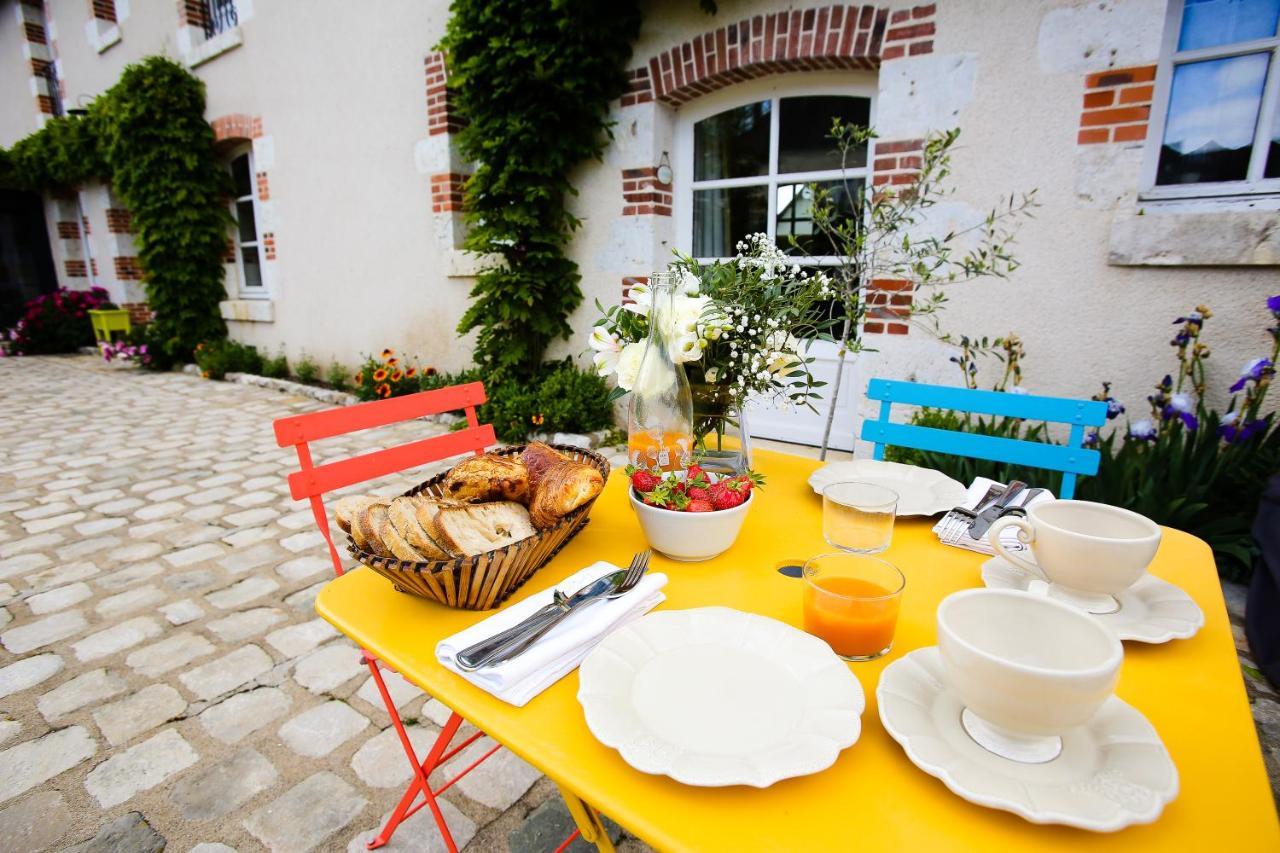 Ferienwohnung L'Atelier Saint-Denis-sur-Loire Exterior foto